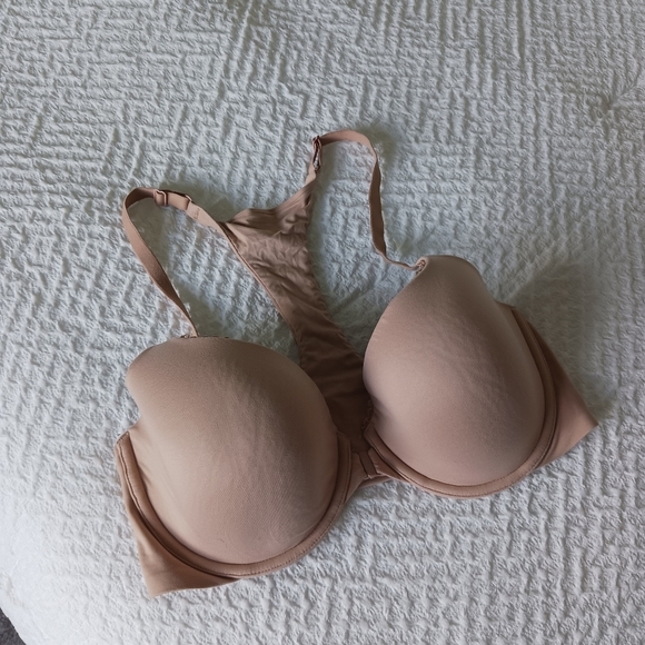 VICTORIA SECRET Seamless Tan Nude Racerback Bra - Picture 2 of 6